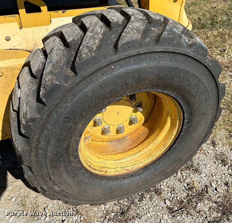 image for item JD9045 2008 Gehl 7810  skid steer loader