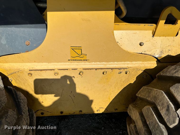 image for item JD9045 2008 Gehl 7810  skid steer loader