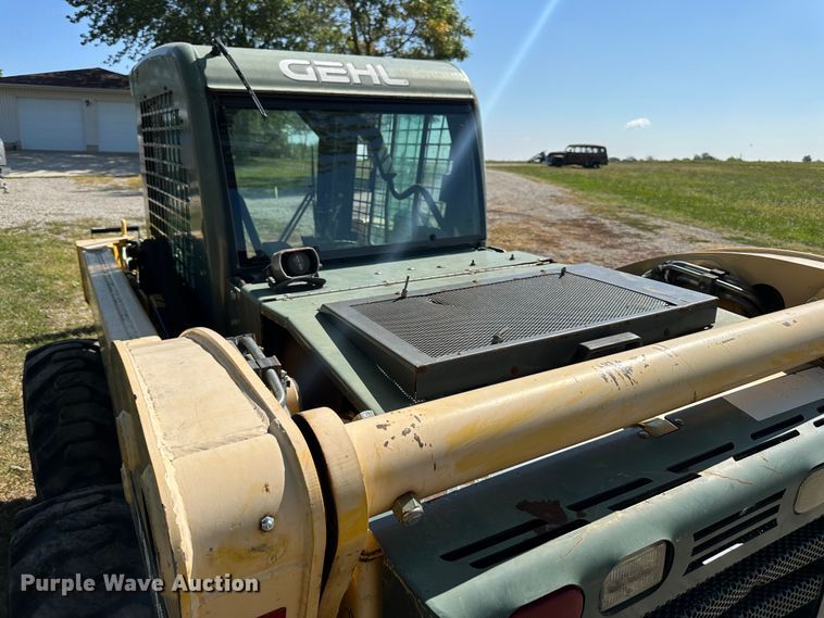 image for item JD9045 2008 Gehl 7810  skid steer loader