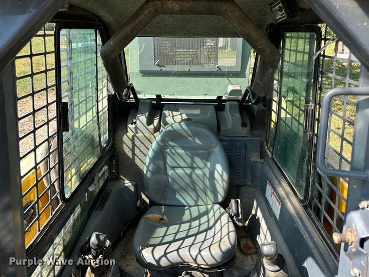 image for item JD9045 2008 Gehl 7810  skid steer loader