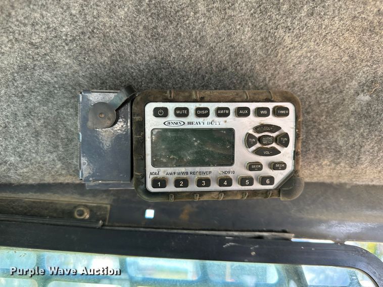 image for item JD9045 2008 Gehl 7810  skid steer loader