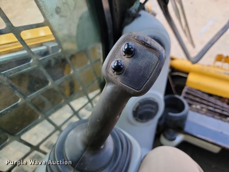 image for item JE9533 2010 Caterpillar 279C  tracked skid steer loader