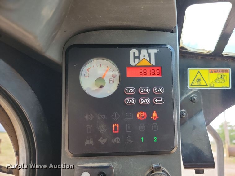 image for item JE9533 2010 Caterpillar 279C  tracked skid steer loader