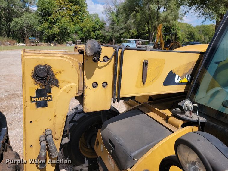 image for item JE9534 2012 Caterpillar TH255  telehandler