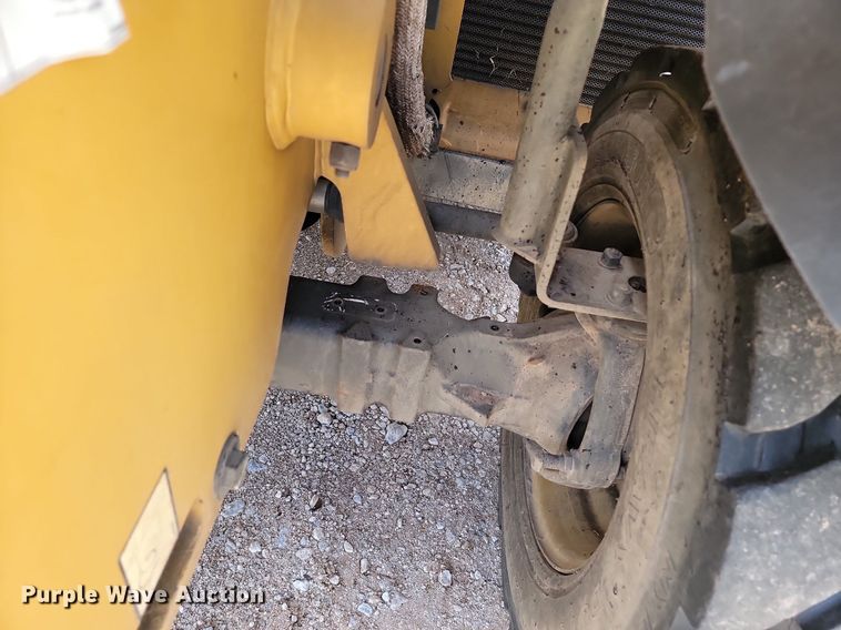 image for item JE9534 2012 Caterpillar TH255  telehandler