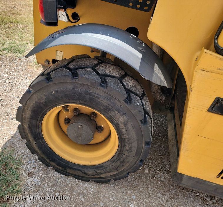 image for item JE9534 2012 Caterpillar TH255  telehandler