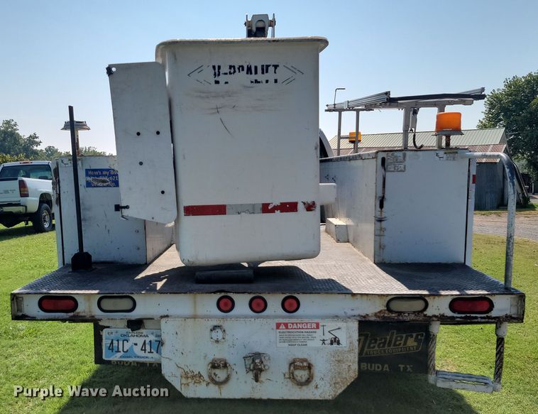image for item JE9536 2006 Ford F-550 XL Super Duty  bucket truck