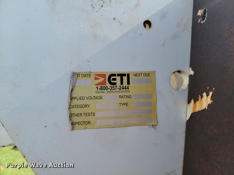 image for item JE9536 2006 Ford F-550 XL Super Duty  bucket truck