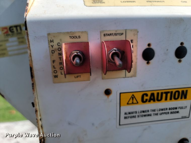 image for item JE9536 2006 Ford F-550 XL Super Duty  bucket truck