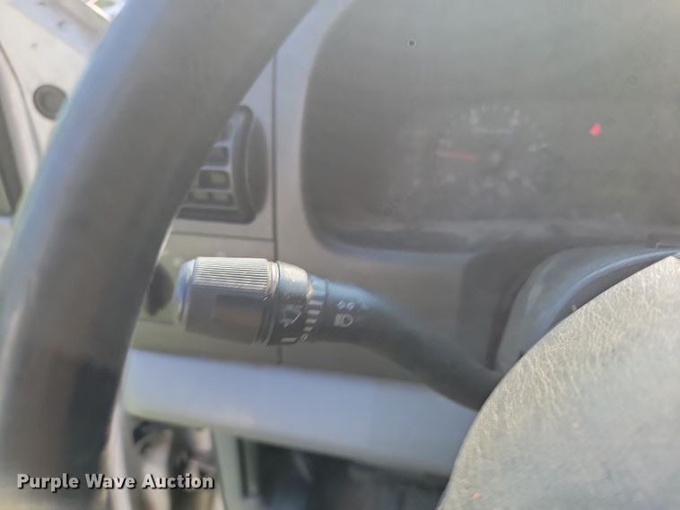 image for item JE9536 2006 Ford F-550 XL Super Duty  bucket truck