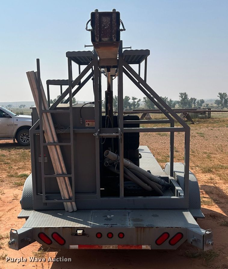 image for item JJ9927 2014 CellXion RCLX35  Utility trailer with boom