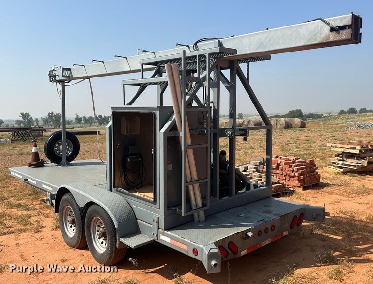 image for item JJ9927 2014 CellXion RCLX35  Utility trailer with boom