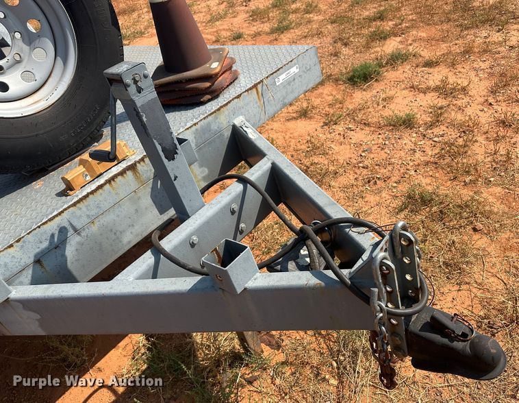 image for item JJ9927 2014 CellXion RCLX35  Utility trailer with boom