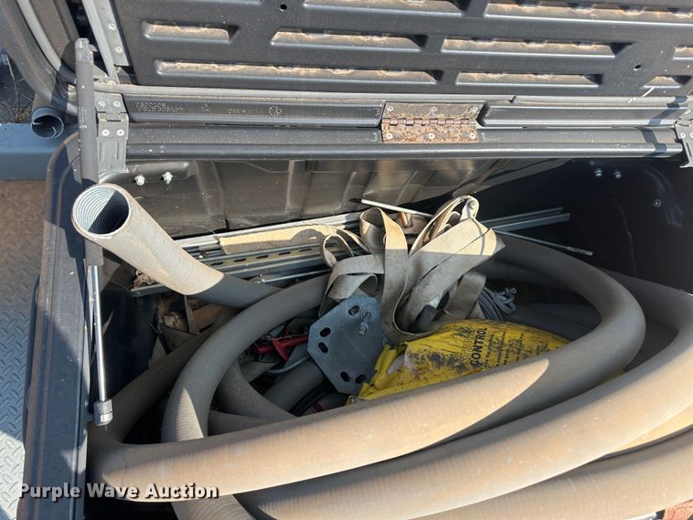 image for item JJ9927 2014 CellXion RCLX35  Utility trailer with boom