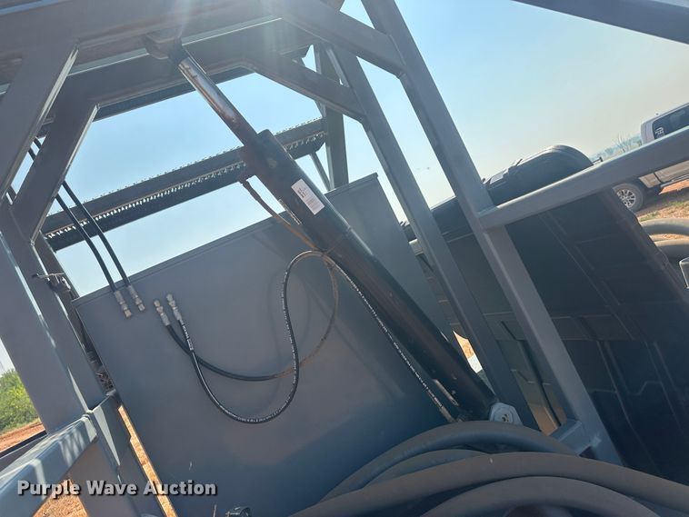 image for item JJ9927 2014 CellXion RCLX35  Utility trailer with boom