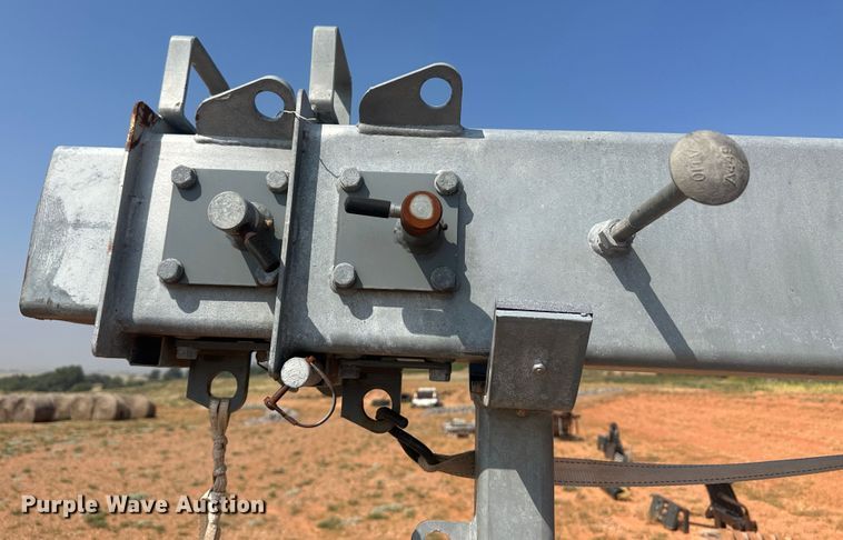 image for item JJ9927 2014 CellXion RCLX35  Utility trailer with boom