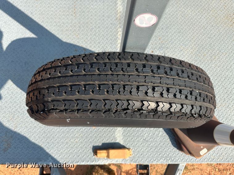 image for item JJ9927 2014 CellXion RCLX35  Utility trailer with boom