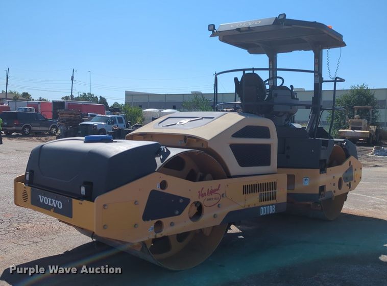 image for item KB9379 2014 Volvo DD110B  double drum vibratory roller