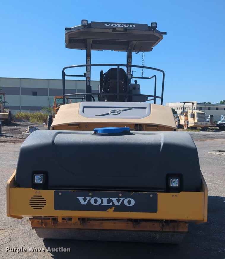 image for item KB9379 2014 Volvo DD110B  double drum vibratory roller