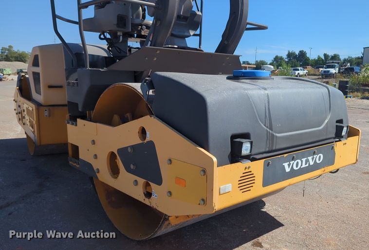 image for item KB9379 2014 Volvo DD110B  double drum vibratory roller