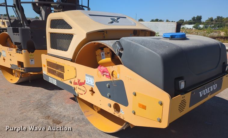 image for item KB9379 2014 Volvo DD110B  double drum vibratory roller