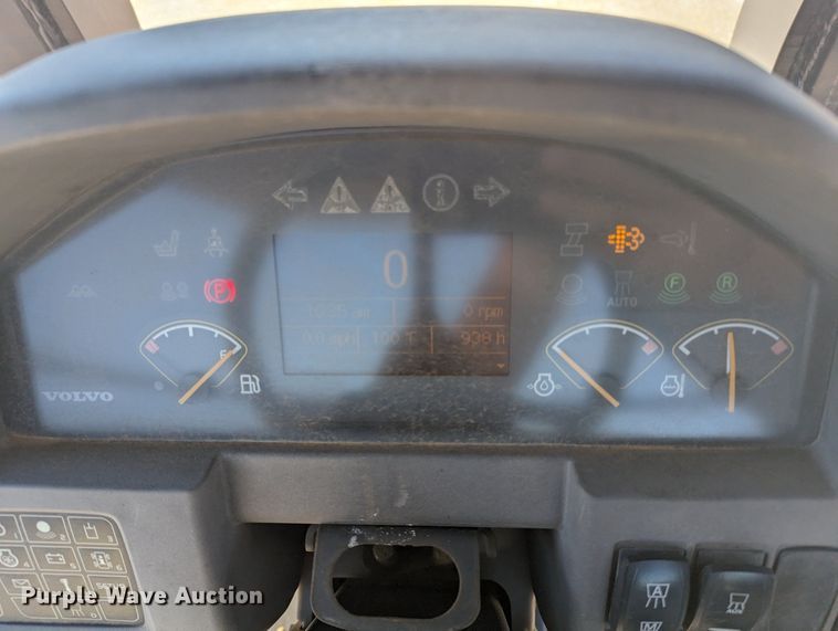 image for item KB9379 2014 Volvo DD110B  double drum vibratory roller