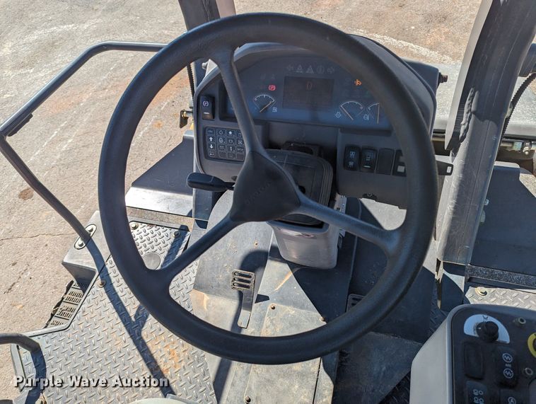 image for item KB9379 2014 Volvo DD110B  double drum vibratory roller