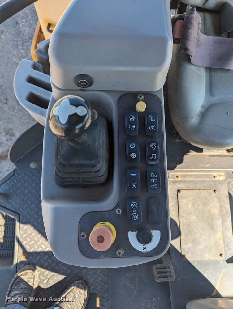 image for item KB9379 2014 Volvo DD110B  double drum vibratory roller