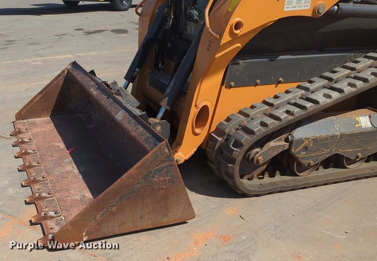 image for item KB9392 2017 Case TR270  tracked skid steer loader