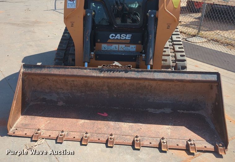 image for item KB9392 2017 Case TR270  tracked skid steer loader