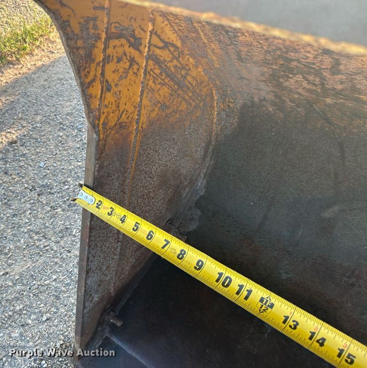 image for item KH9468 1991 John Deere 410D  backhoe