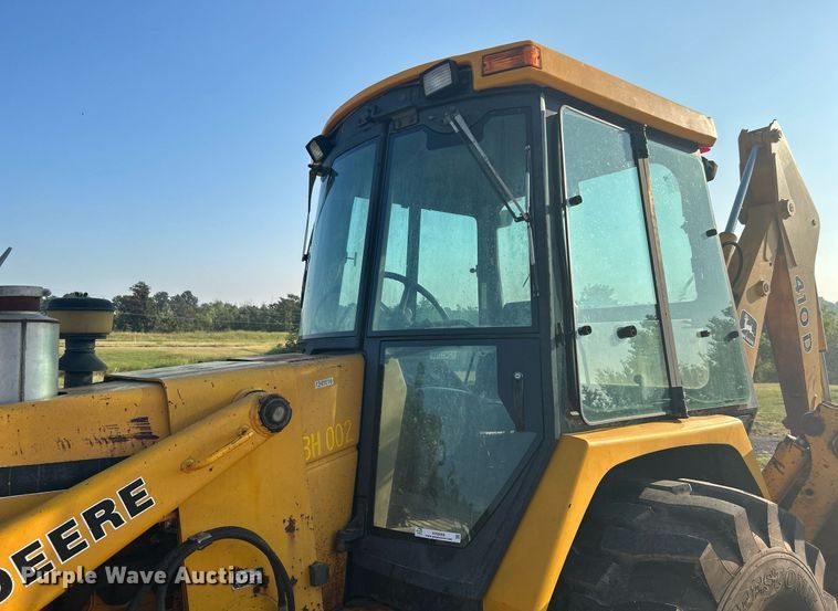 image for item KH9468 1991 John Deere 410D  backhoe