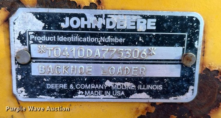 image for item KH9468 1991 John Deere 410D  backhoe