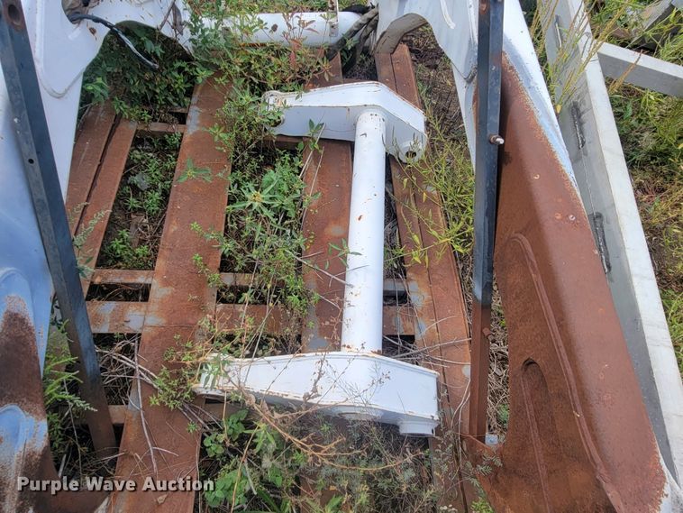 image for item KS9144 Bobcat S300  skid steer loader arms