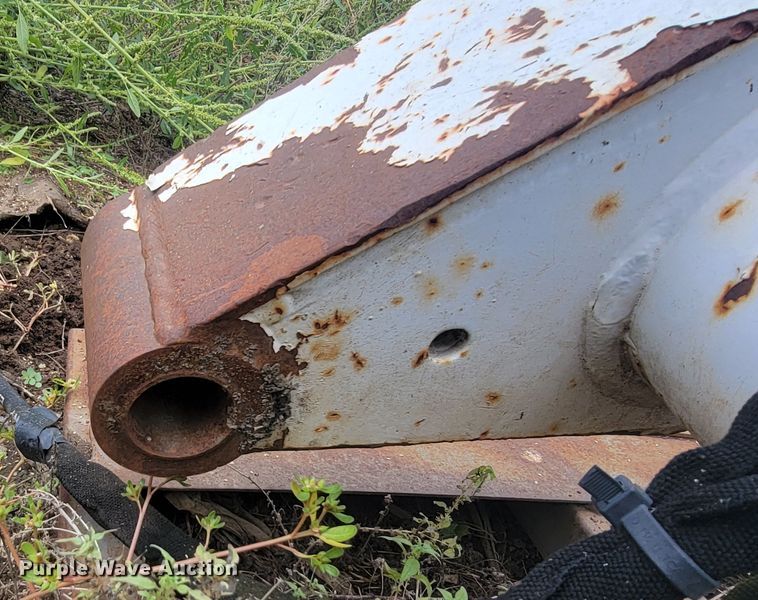 image for item KS9144 Bobcat S300  skid steer loader arms