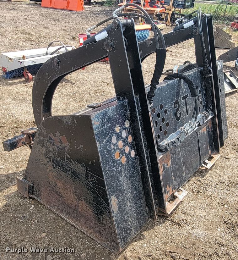 image for item KS9147 TS  84" W skid steer bucket