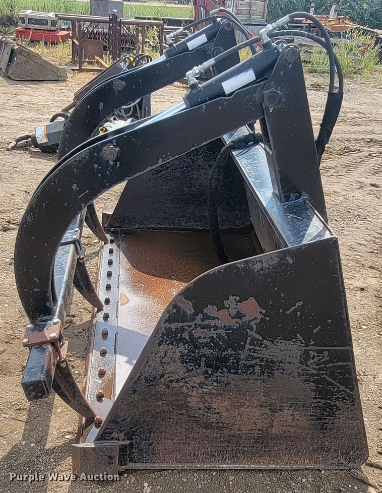 image for item KS9147 TS  84" W skid steer bucket