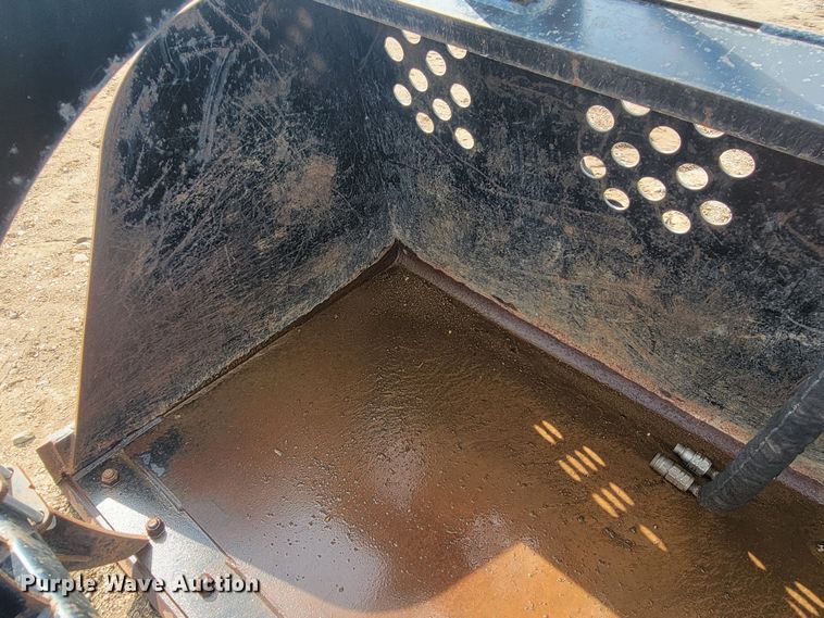 image for item KS9147 TS  84" W skid steer bucket