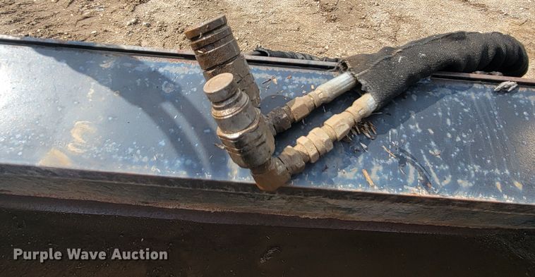 image for item KS9147 TS  84" W skid steer bucket