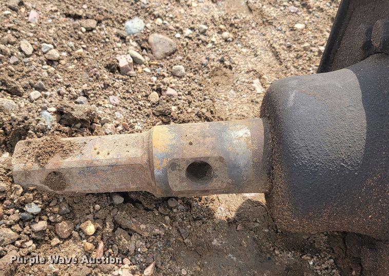 image for item KS9148 2014 Bobcat 15C  skid steer auger