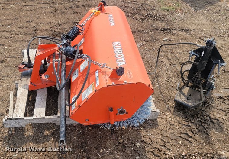 image for item KS9150 Kubota BX2537A  48" W broom