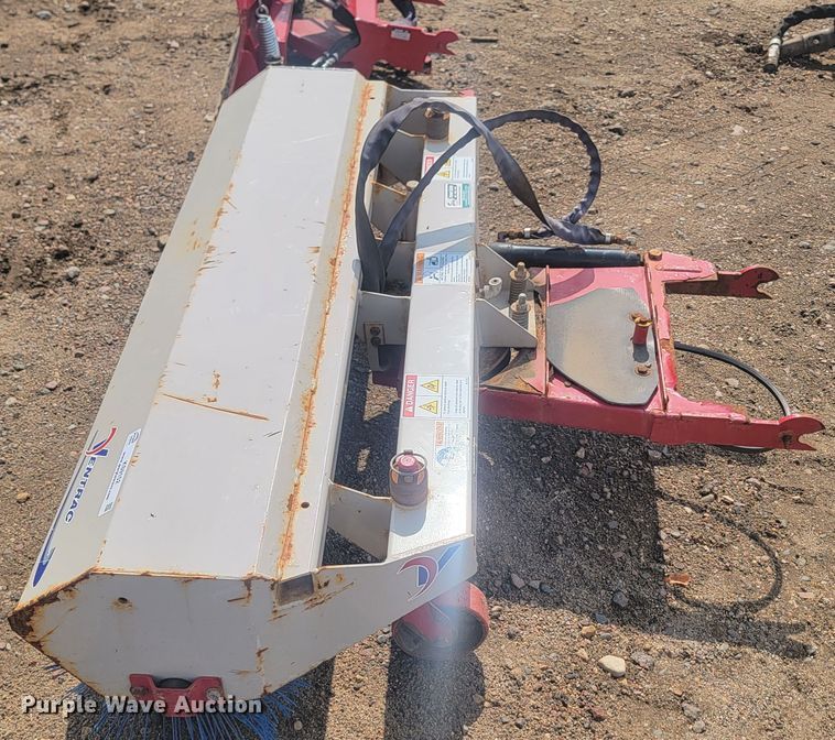 image for item KS9152 Ventrac LB540  56" W broom