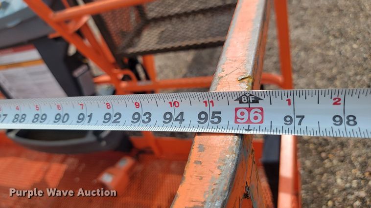 image for item KS9154 2006 JLG 460SJ  boom lift