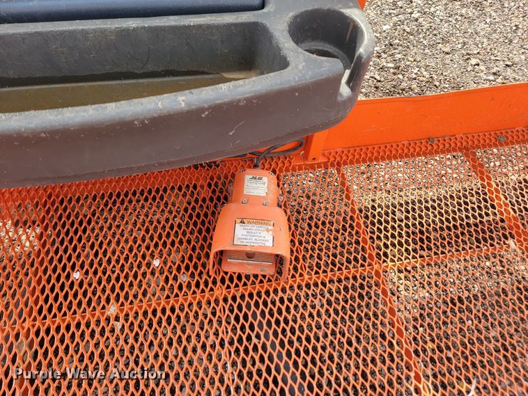 image for item KS9154 2006 JLG 460SJ  boom lift