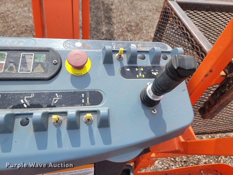 image for item KS9154 2006 JLG 460SJ  boom lift