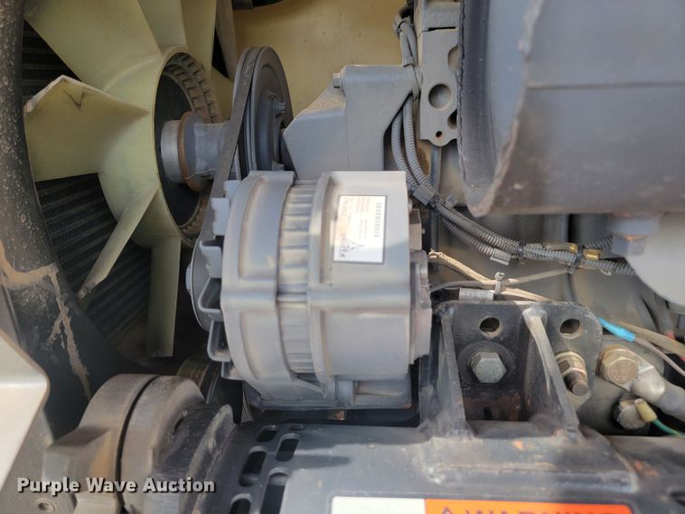 image for item KS9154 2006 JLG 460SJ  boom lift