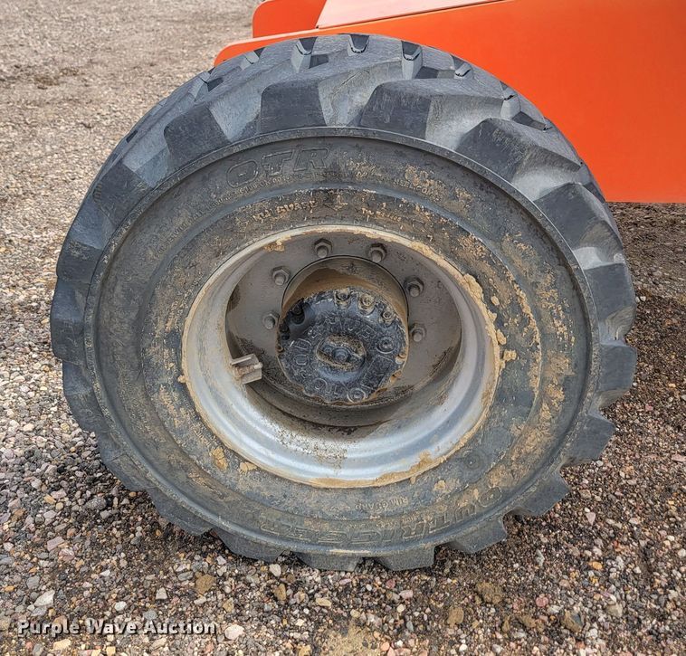 image for item KS9154 2006 JLG 460SJ  boom lift