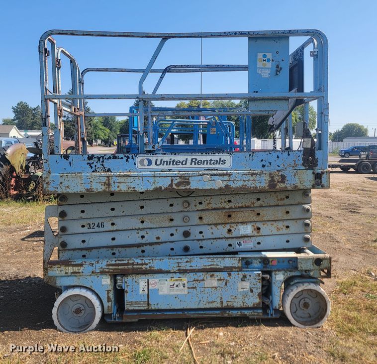 image for item KS9182 Genie GS-3246  scissor lift