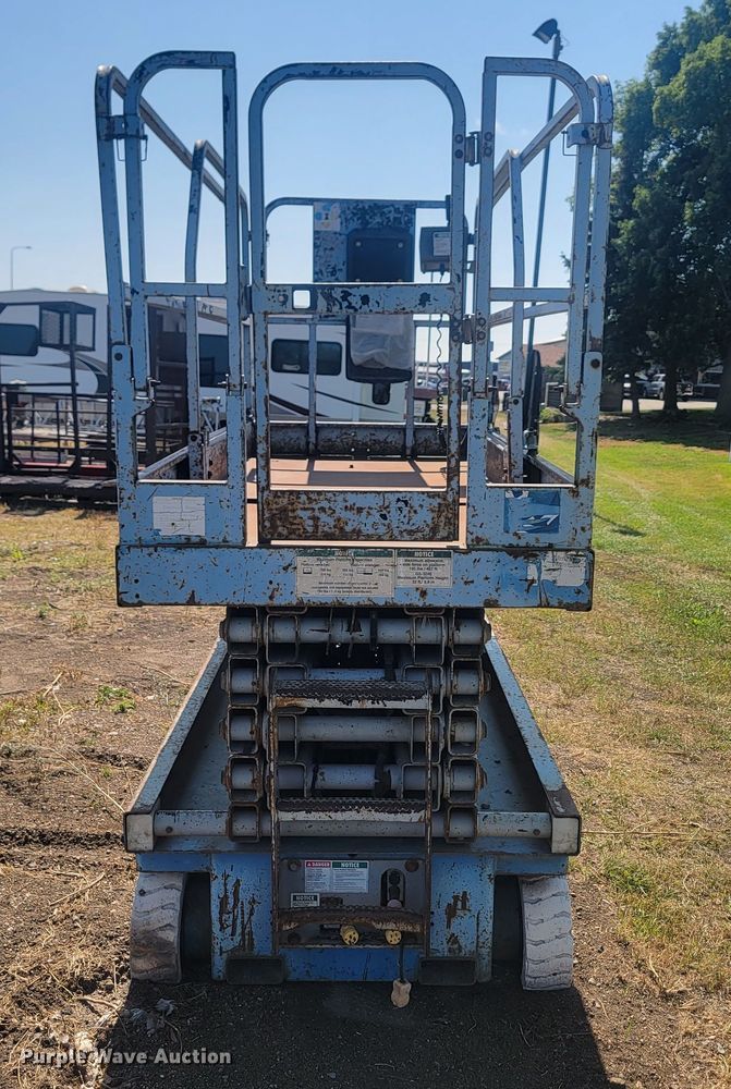 image for item KS9182 Genie GS-3246  scissor lift