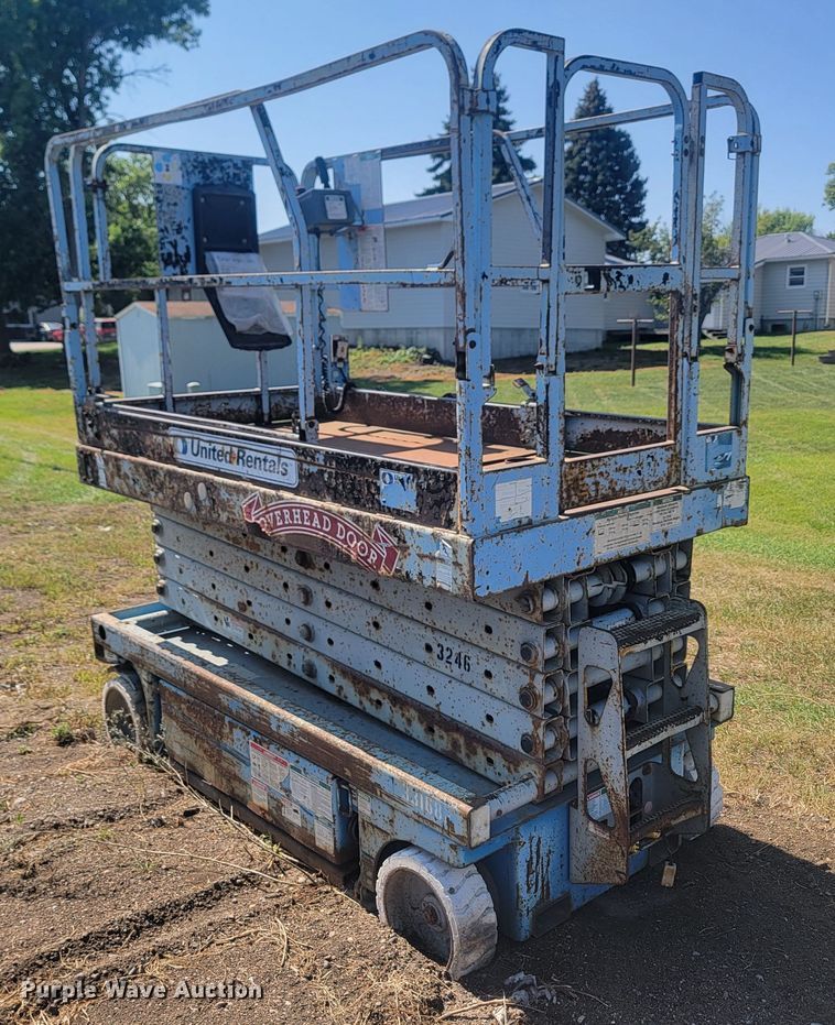 image for item KS9182 Genie GS-3246  scissor lift